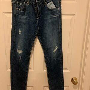 AG the Nikki Jeans- Distressed size 31R
